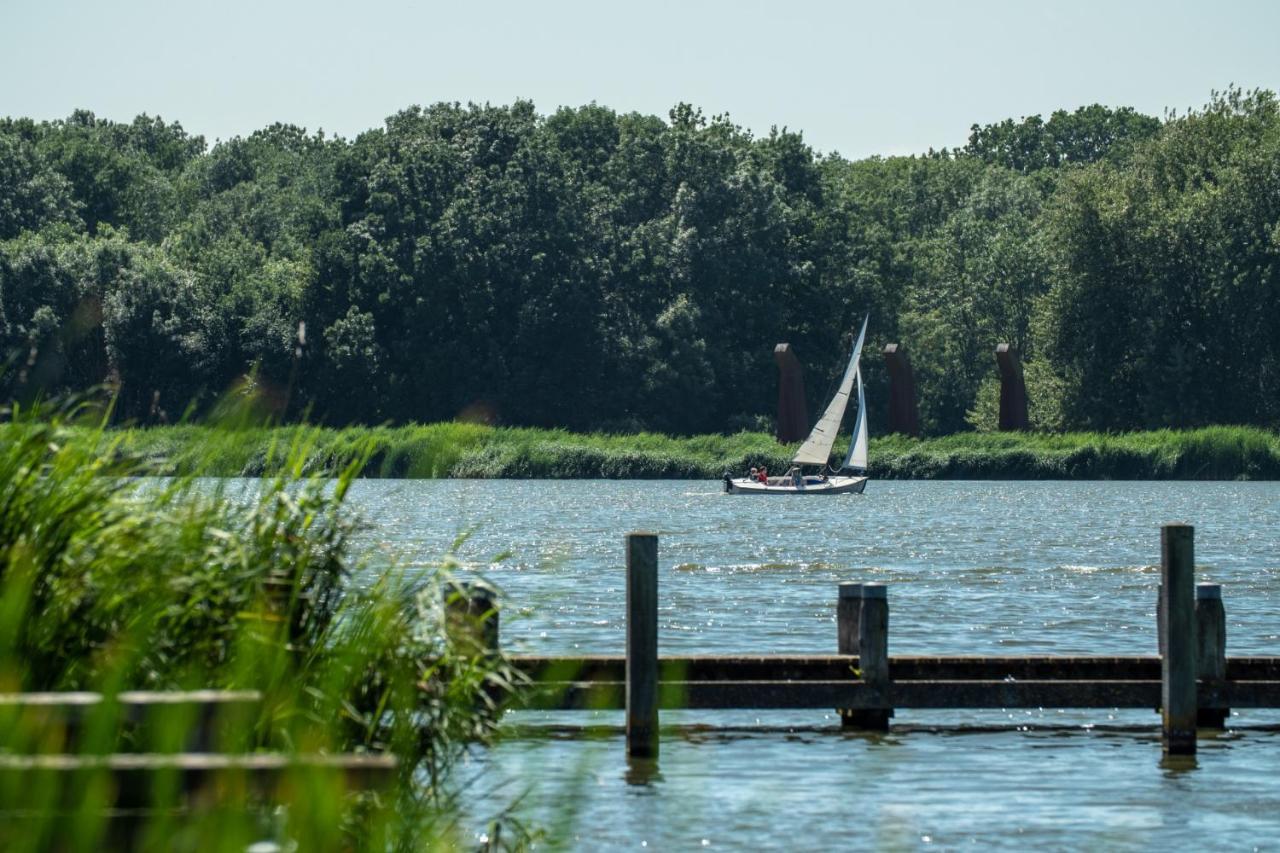 فندق Recreatiepark De Koornmolen Zevenhuizen  المظهر الخارجي الصورة